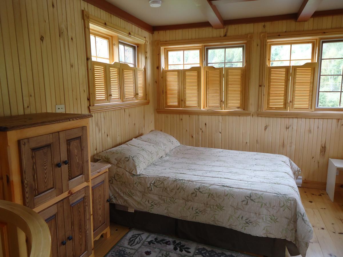 Chalet Saint-Thomas LʼAnse-Saint-Jean Eksteriør billede