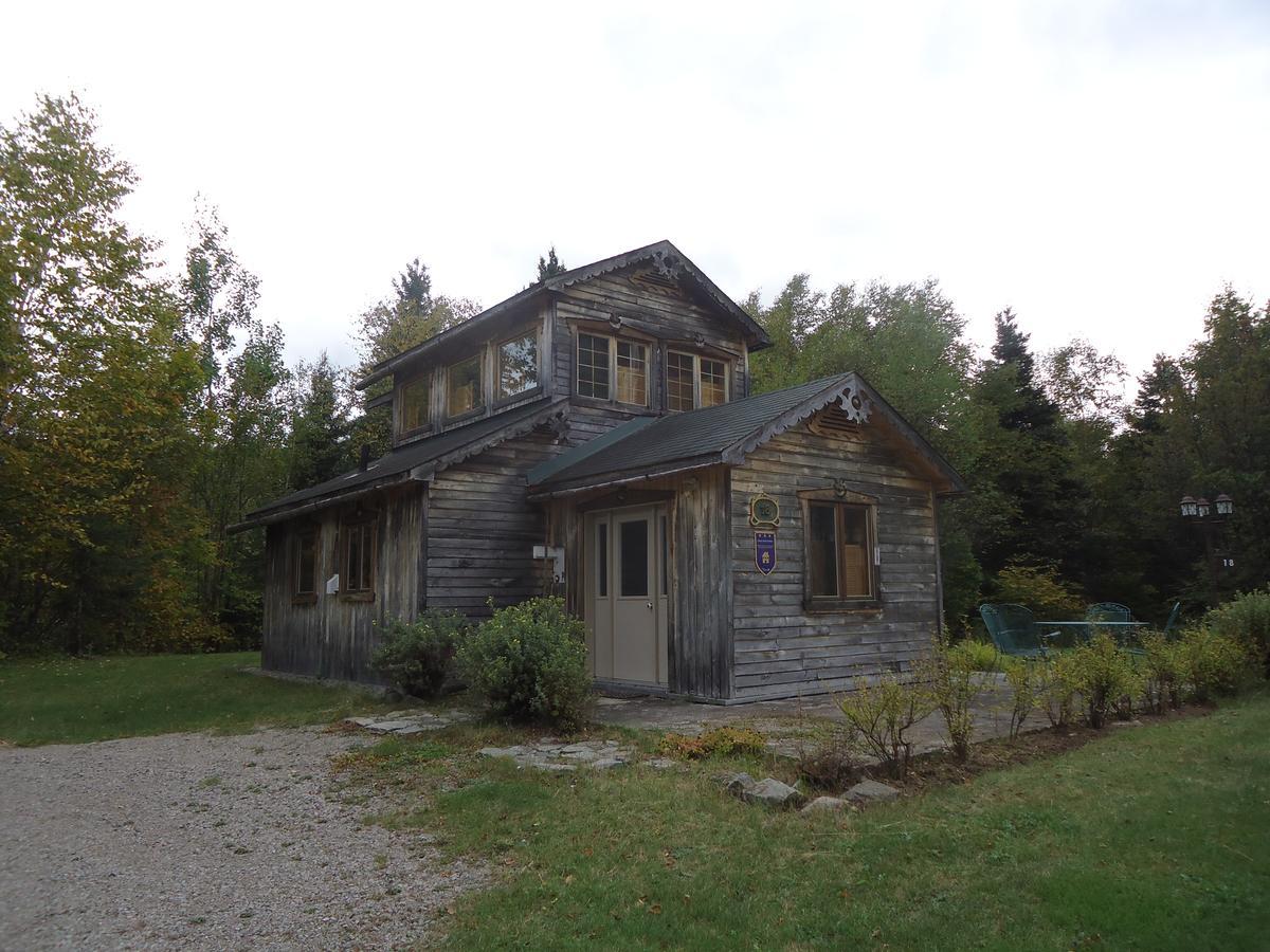 Chalet Saint-Thomas LʼAnse-Saint-Jean Eksteriør billede